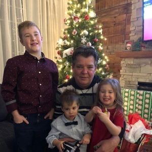 Meet your Posher, Guy